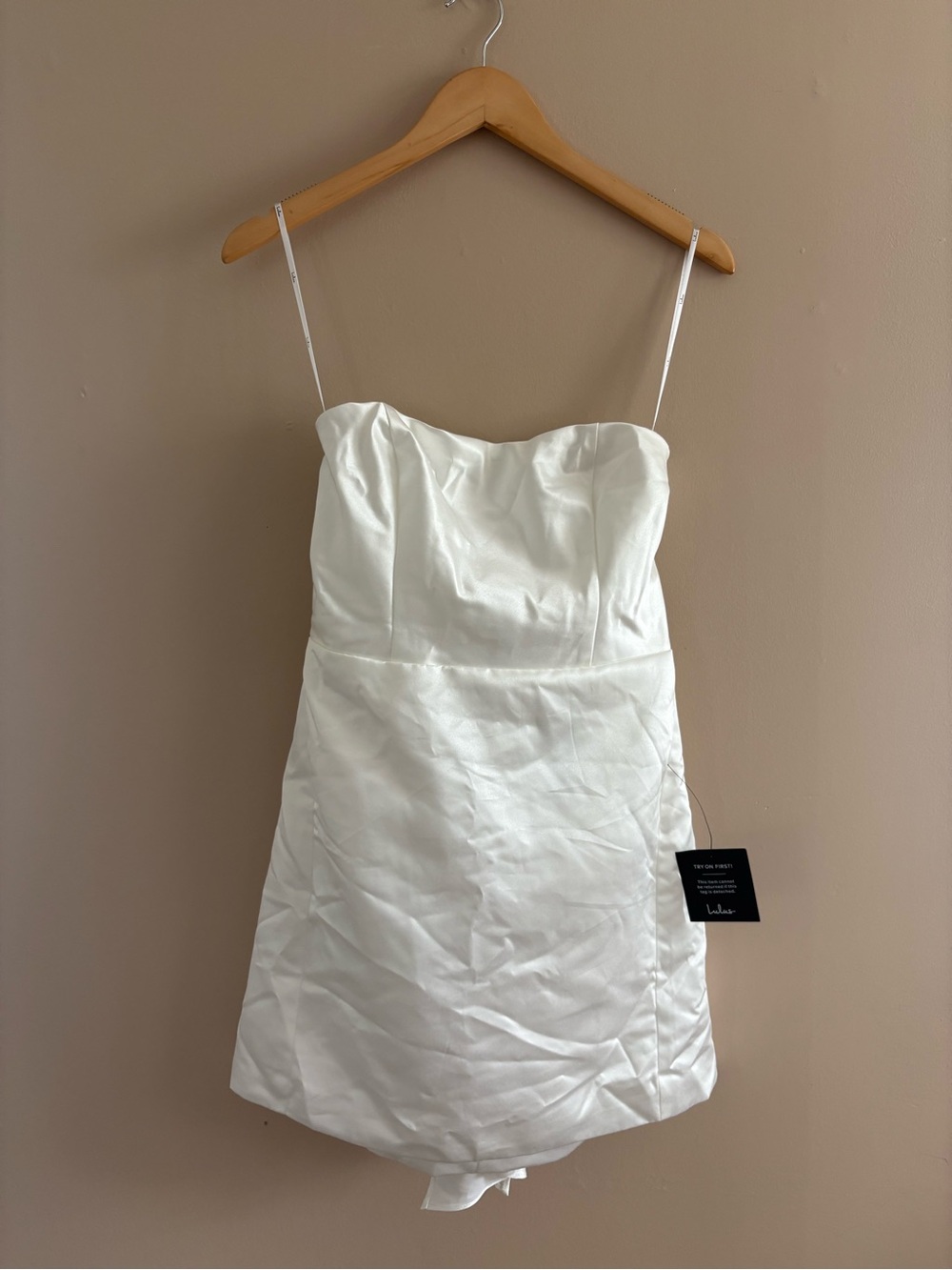 Lulus Soiree Hour White Satin Strapless Bow Mini Dress Size Medium Bachelorette - Picture 3 of 10